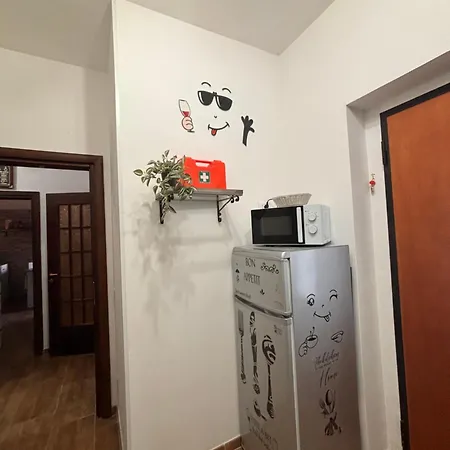 לינה וארוחת בוקר Pinagerardoholiday פיומיצ'ינו