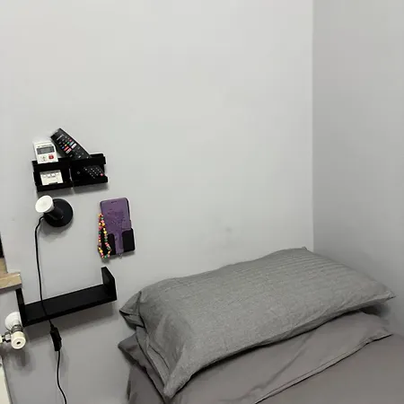 Pinagerardoholiday לינה וארוחת בוקר *